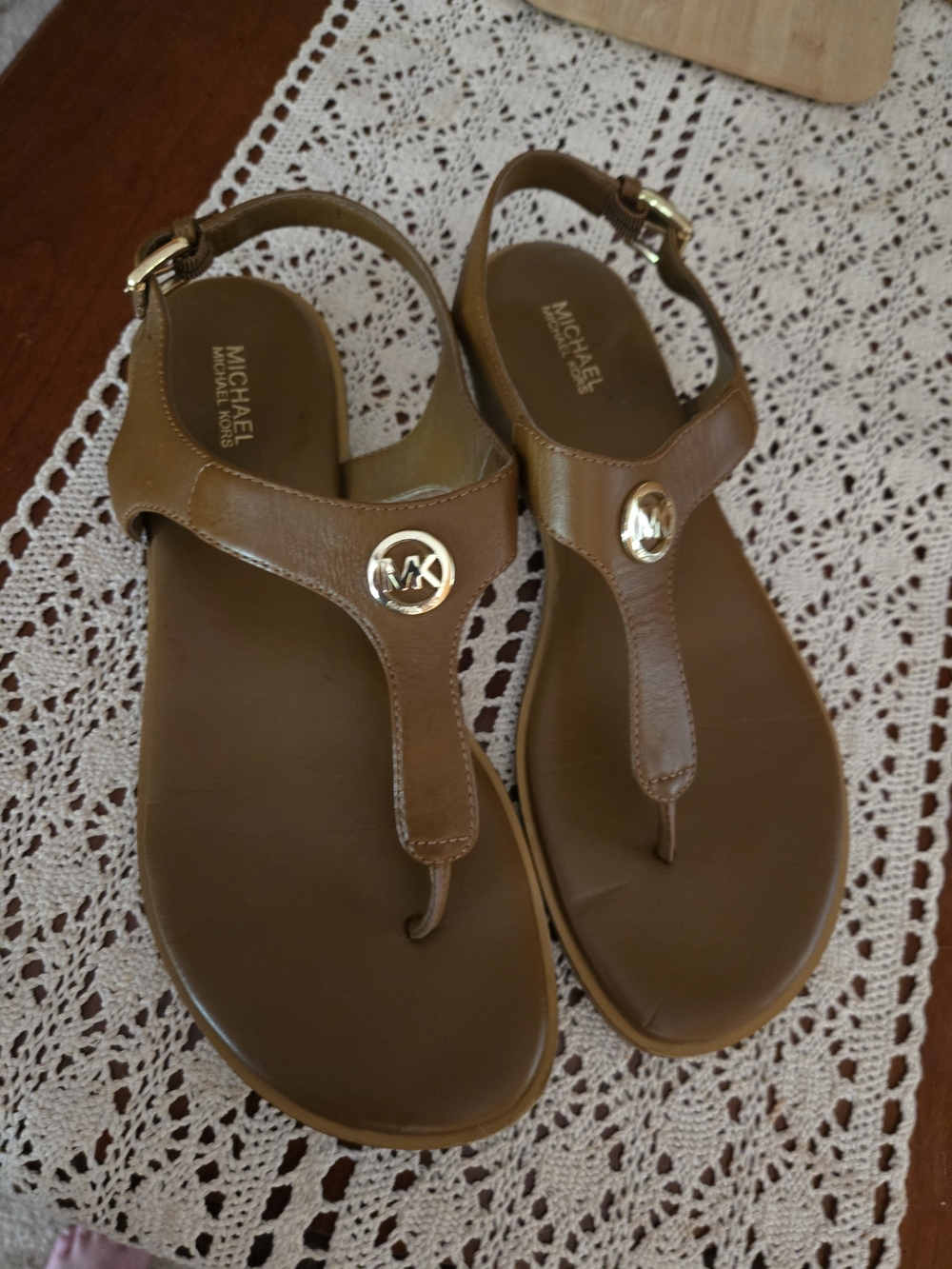 Michael Kors Women's Tan MK Logo Thong Sandals